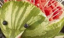 白瓜坏了可以吃吗,白瓜变质后还能食用吗？揭秘食品安全疑问