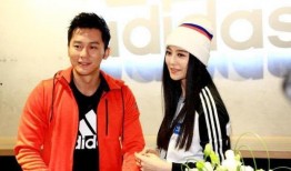 明星撒狗粮吃瓜,撒狗粮现场吃瓜群众围观