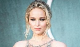 狐仙珍妮弗吃瓜,狐仙珍妮弗的神秘瓜界探险记