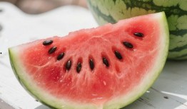 不宜吃瓜,这些情况不宜吃瓜，小心健康受损