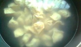 东北猪吃角瓜,意外吃角瓜引发的热议