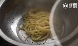 萌面吃瓜,揭秘娱乐圈那些不为人知的幕后故事