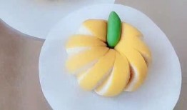 馒头娃娃吃瓜,馒头娃娃的夏日瓜趣之旅