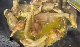 刘大瓜吃鸭子,一场美食与趣味的碰撞