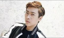 吃瓜卢本伟,揭秘电竞一哥的瓜田传奇