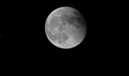 大瓜头吃月亮,一场与月亮的梦幻邂逅